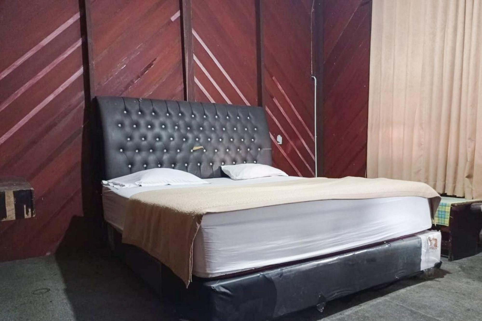 Hotel Pantai Panjang Bengkulu Redpartner Esterno foto
