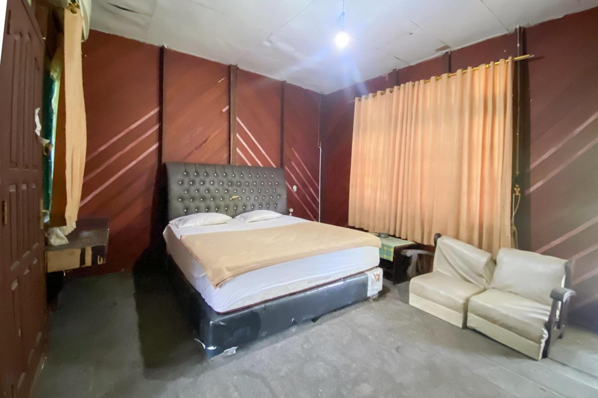 Hotel Pantai Panjang Bengkulu Redpartner Esterno foto
