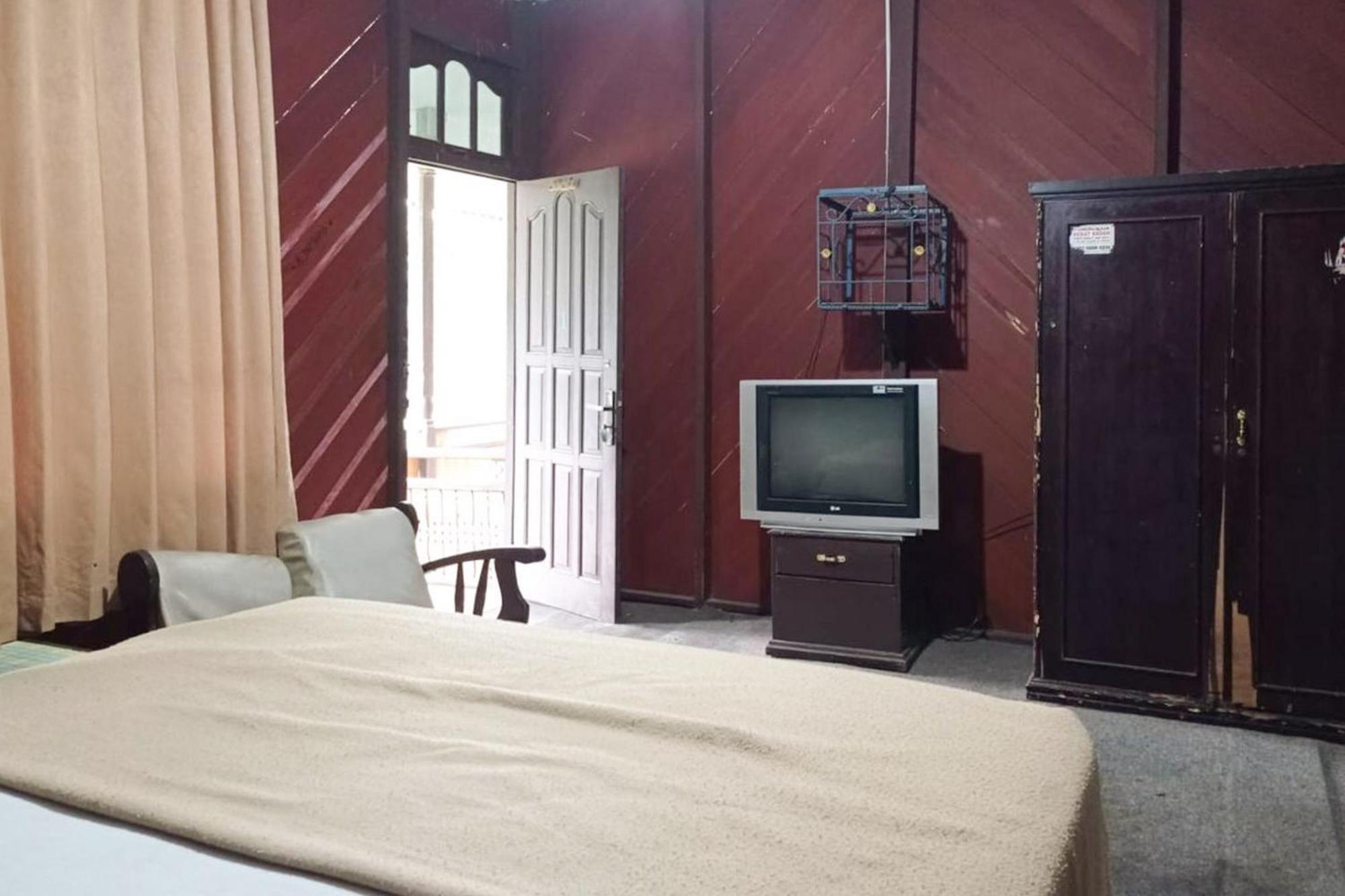Hotel Pantai Panjang Bengkulu Redpartner Esterno foto