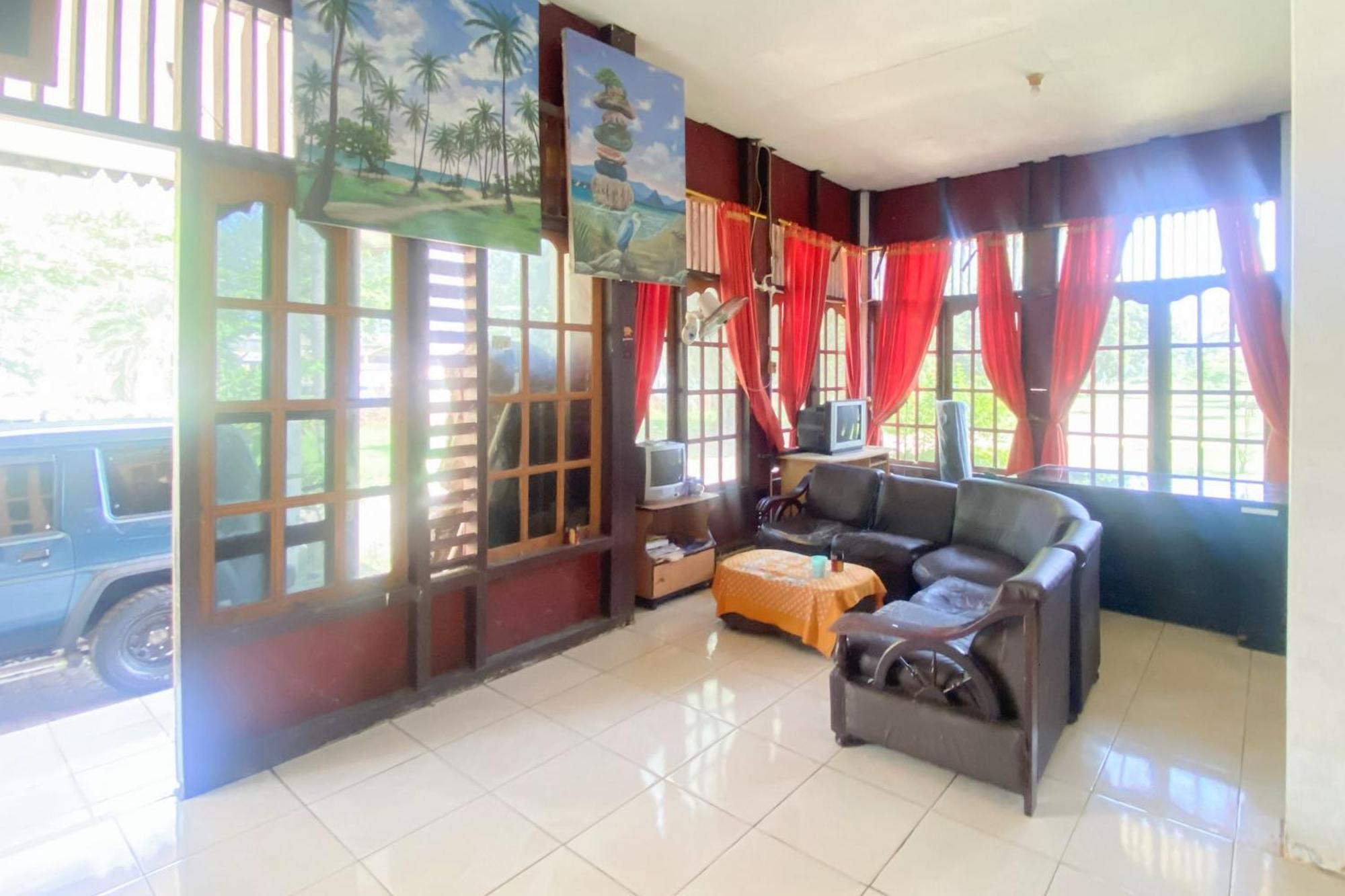 Hotel Pantai Panjang Bengkulu Redpartner Esterno foto