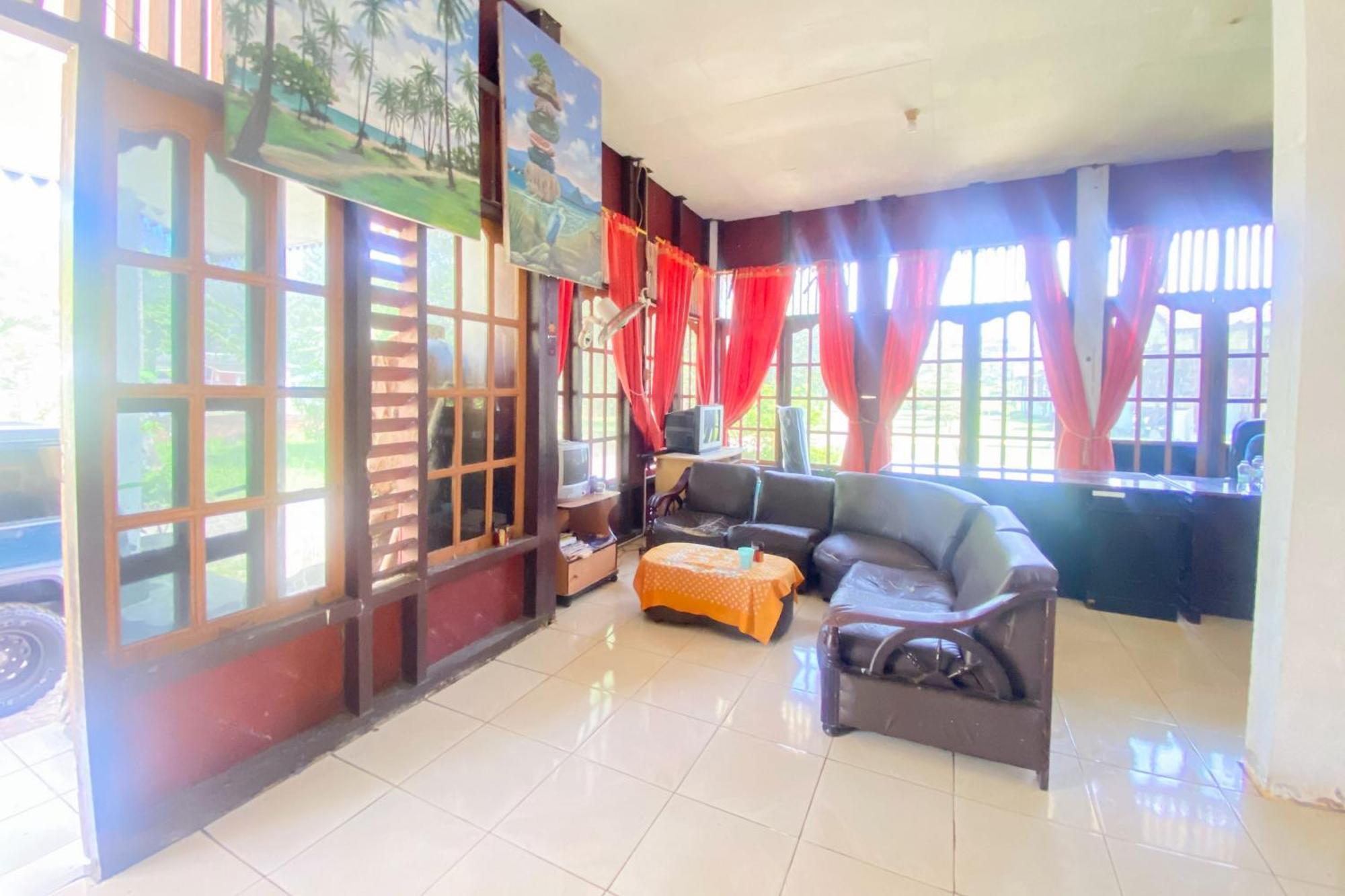 Hotel Pantai Panjang Bengkulu Redpartner Esterno foto
